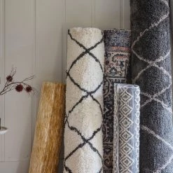 Ashton And Barrow Alpino Rug - Contemporary Criss-Cross Pattern Soft Pile - Cream & Charcoal - Various Sizes