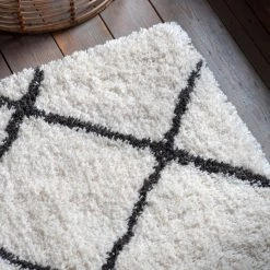 Ashton And Barrow Alpino Rug - Contemporary Criss-Cross Pattern Soft Pile - Cream & Charcoal - Various Sizes